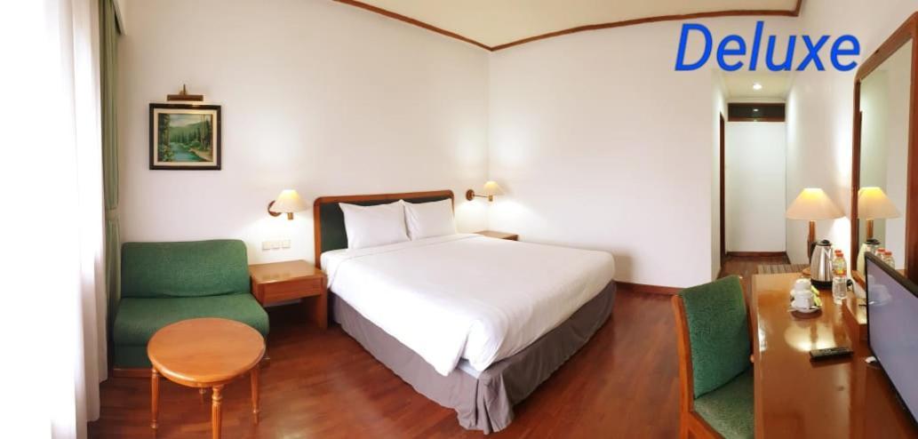 Grand Whiz Hotel Bromo Kültér fotó