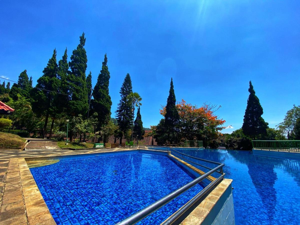 Grand Whiz Hotel Bromo Kültér fotó