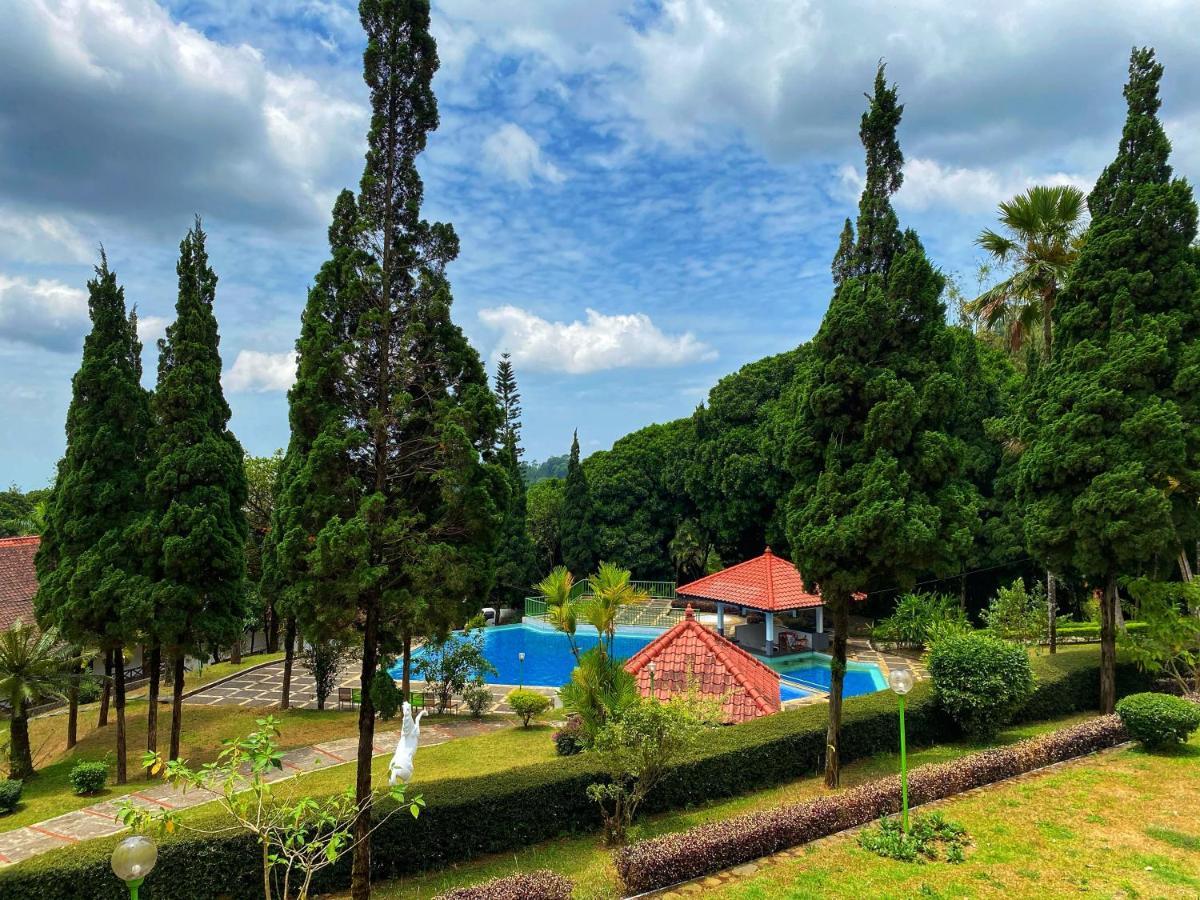 Grand Whiz Hotel Bromo Kültér fotó