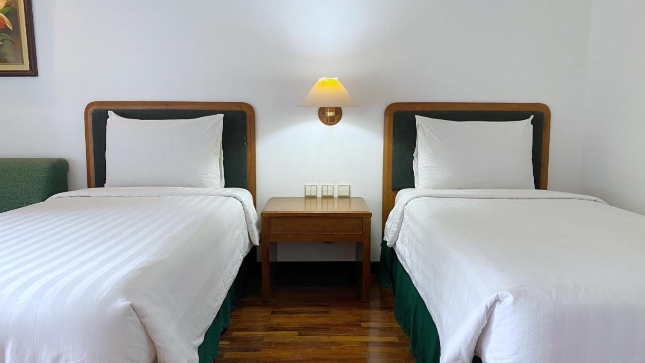 Grand Whiz Hotel Bromo Kültér fotó