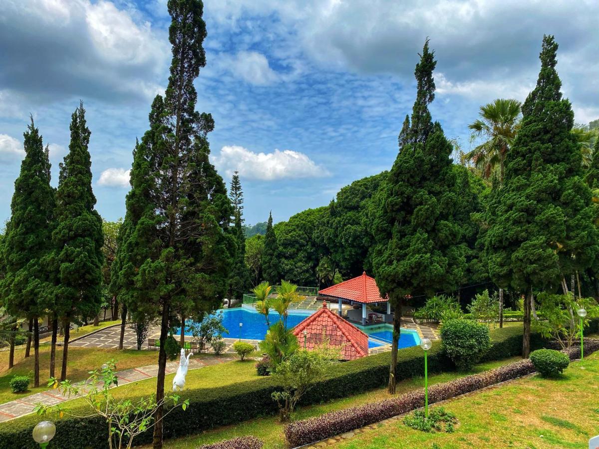 Grand Whiz Hotel Bromo Kültér fotó