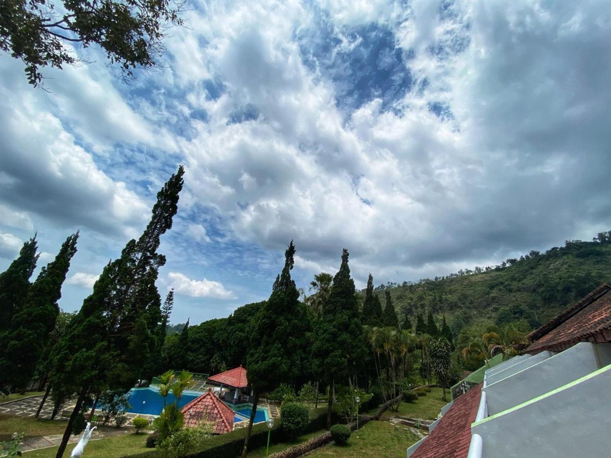 Grand Whiz Hotel Bromo Kültér fotó