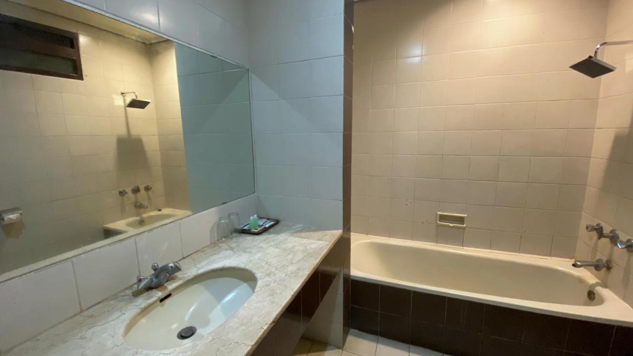 Grand Whiz Hotel Bromo Kültér fotó